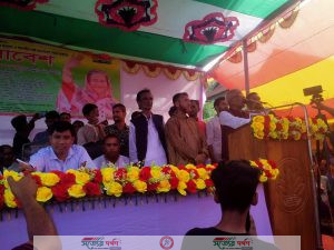 সরকারের উন্নয়ন তুলে ধরে মনোনয়ন প্রত্যাশী বিনয় ভূষণ তালুকদারের জনসমাবেশ