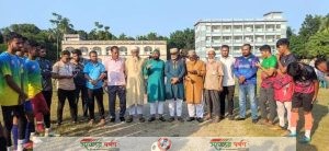 ভেড়ামারায় ইসমাইল স্মৃতি ফুটবল টুর্নামেন্ট'র খেলায় এমএবি এন্টারপ্রাইজ ৩ ভেড়ামারা সিটি ০