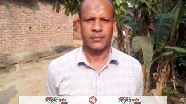 নওগাঁয় অবৈধভাবে জমি দখলের চেষ্টার অভিযোগ