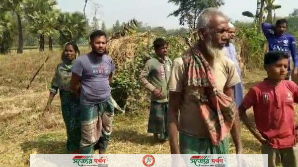 স্বপ্নের গৃহনির্মাণ স্বপ্নই রয়ে গেছে আব্বাসের, বৈধ জমিতে অবৈধ বাধা আজাদের