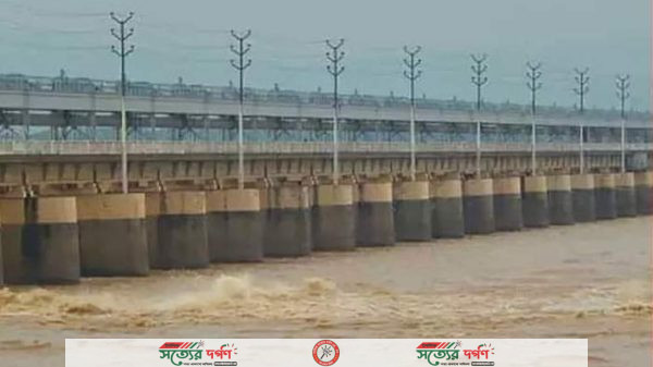 ফারাক্কার ১০৯ গেট খুলে দিলো ভারত