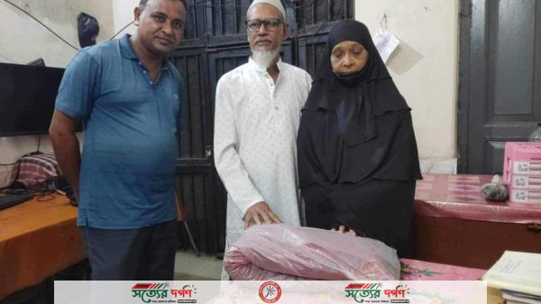 কাউনিয়ায় ট্রেনে অভিযানে করে গাঁজাসহ গ্রেফতার ২ কাউনিয়া