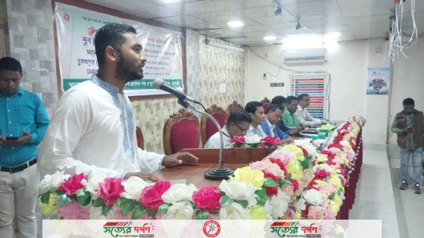রাজশাহী নগরীর জলাবদ্ধতা নিরসন ও ডেঙ্গু প্রাদুর্ভাব নির্মূলের অংশ হিসেবে পরিষ্কার অভিযান
