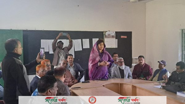 ঝিকরগাছা মহিলা ডিগ্রী কলেজে সাবিরা নাজমুলের মতবিনিময় সভা অনুষ্ঠিত