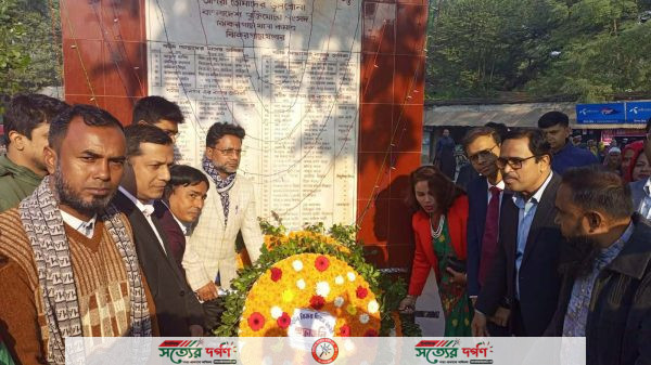 ঝিকরগাছায় ১৬ ই ডিসেম্বর মহান বিজয় দিবস পালিত 