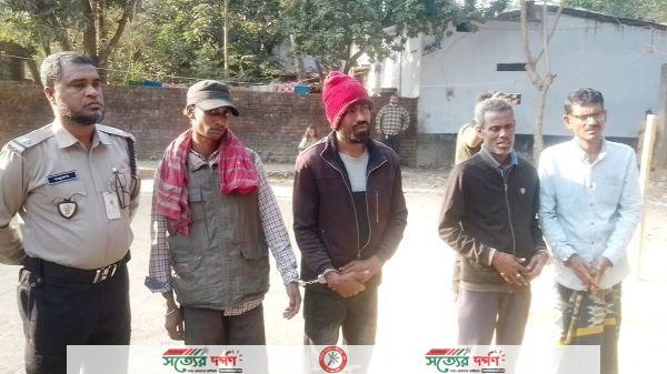 ঝিকরগাছায় মাদক সেবনের অপরাধে ৪ জনকে কারাদণ্ড ও১৮দিনের জেল