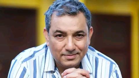 ছয় দশক পেরিয়ে তৌকির আহমেদ — শিল্প, দায়বোধ ও সৃজনের এক দীর্ঘ যাত্রা