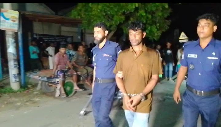 দৌলতপুরে মাদক সহ যুবককে আটকে পুলিশে দিলেন জনতা
