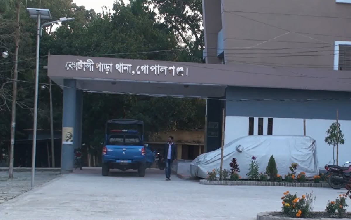 কোটালীপাড়ায় মামলার আসামী জেল হাজতে যাওয়ায় বাদীর বাড়ীতে হামলা ও লুটপাটের অভিযোগ