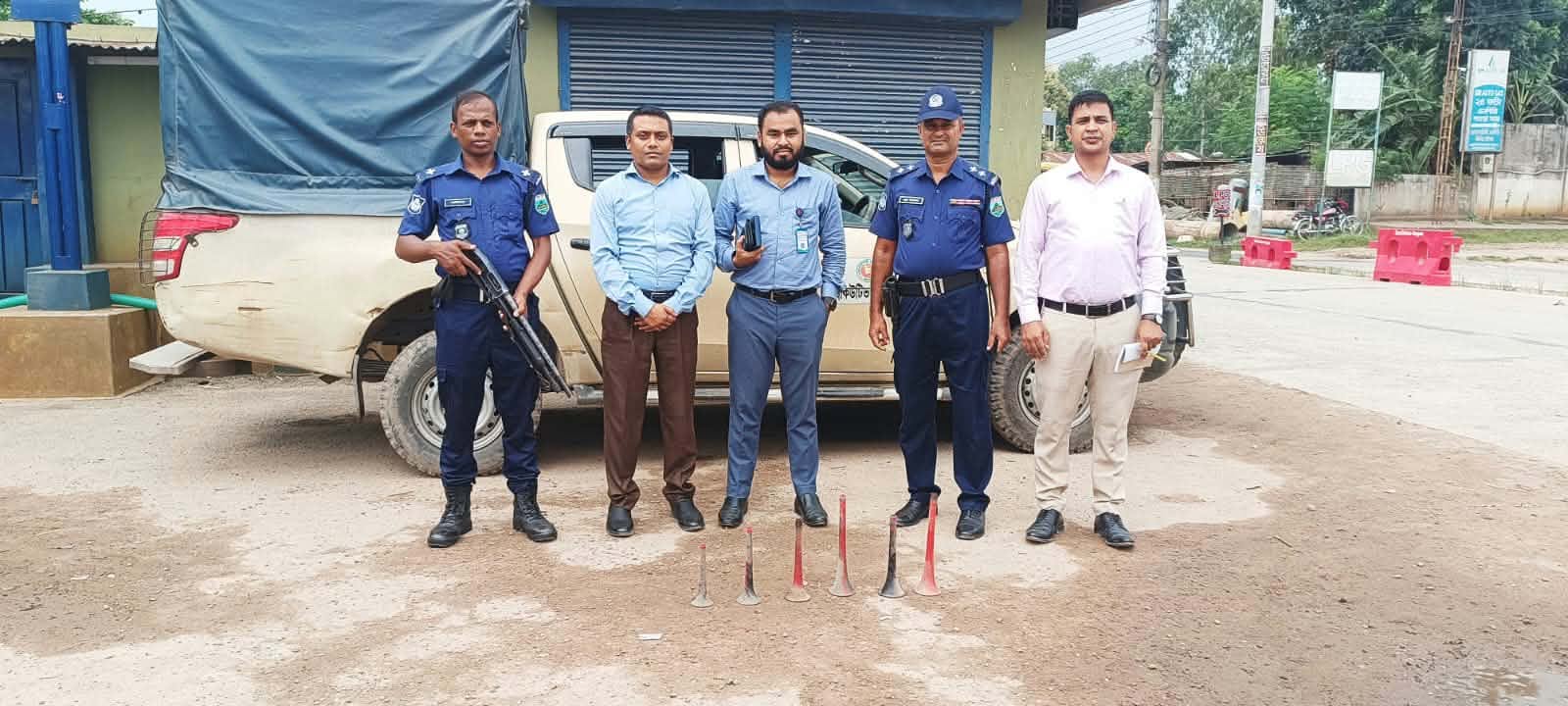 নওগাঁয় শব্দদূষণবিরোধী অভিযানে ৩ পরিবহন চালককে জরিমানা