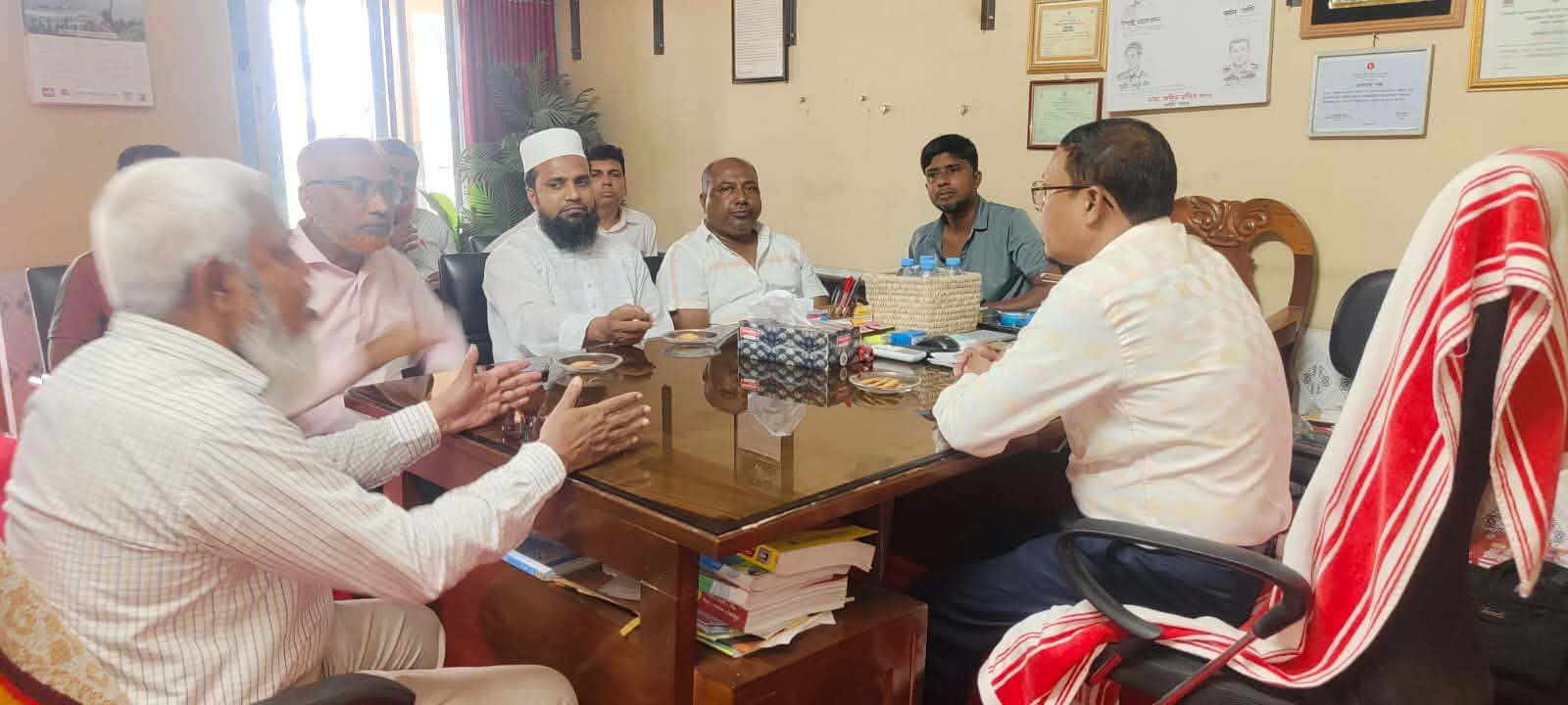 ঝিকরগাছা বিএম হাইস্কুলের অভিভাবক ফোরামের জরুরি সভা অনুষ্ঠিত