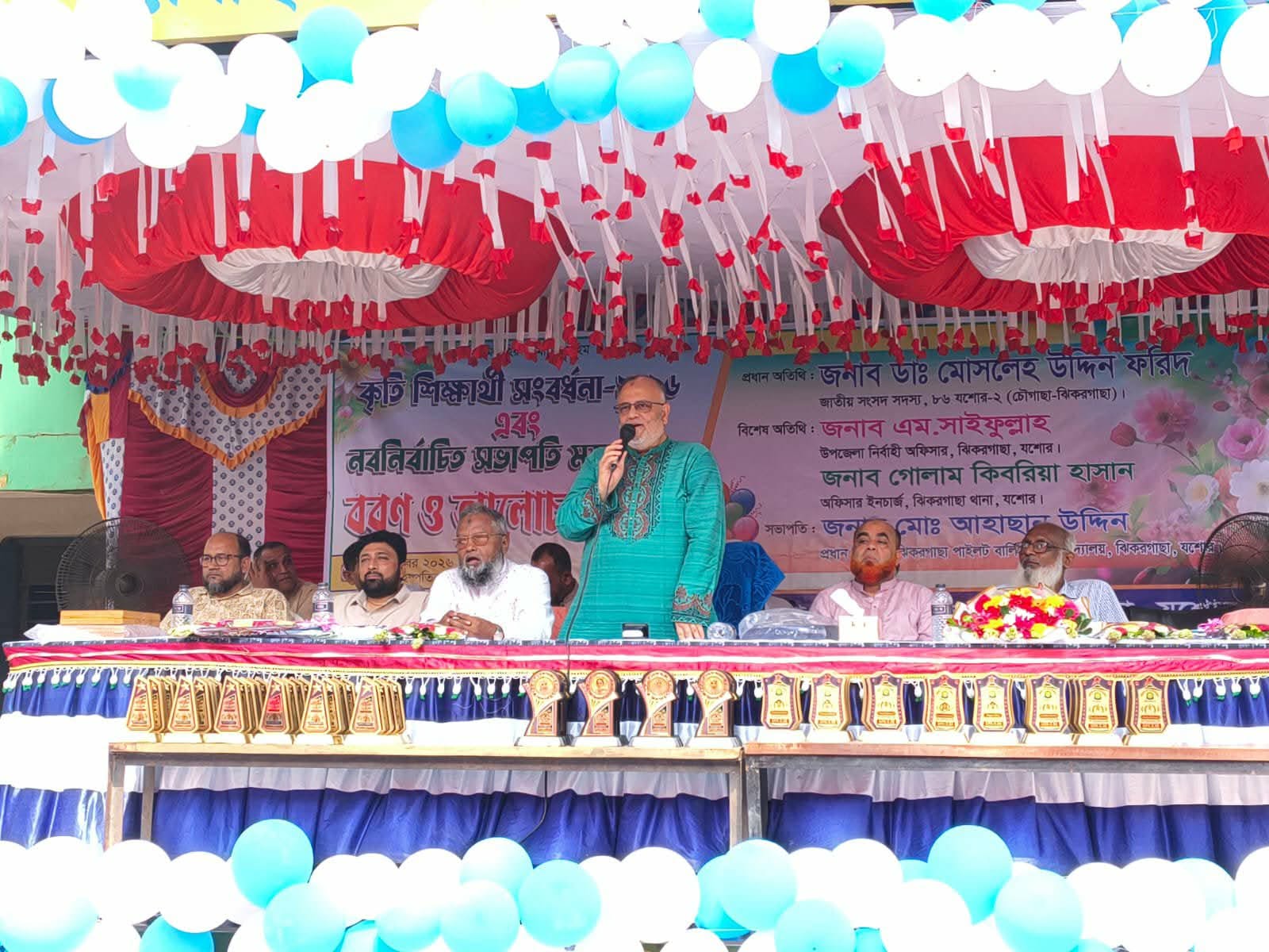 ঝিকরগাছা পাইলট বালিকা উচ্চ বিদ্যালয় কৃতি শিক্ষার্থীদের সম্বর্ধনাও নব নির্বাচিত সভাপতি বরন ও আলোচনা সভা অনুষ্ঠিত