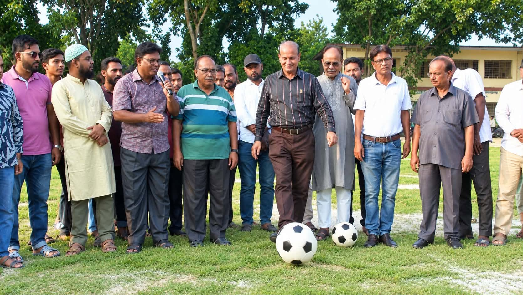 দৌলতপুরে ‘মরহুমা বেগম খালেদা জিয়া স্মৃতি ফুটবল টুর্নামেন্ট-২০২৬’ উদ্বোধন, এক গোলে আমদহের জয়